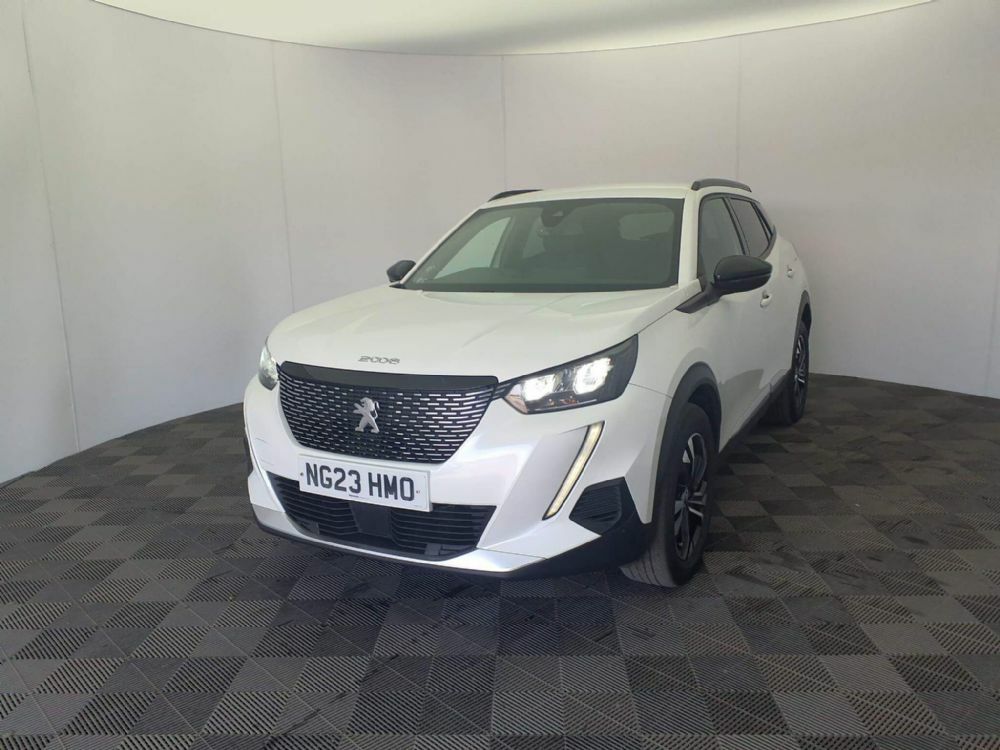 Peugeot 2008 1.2 Puretech Allure Premium Euro 6 S S White #3