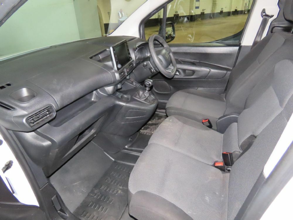 Citroen Berlingo 1.5 Bluehdi 1000Kg Enterprise Pro 100Ps 6 Speed White #9