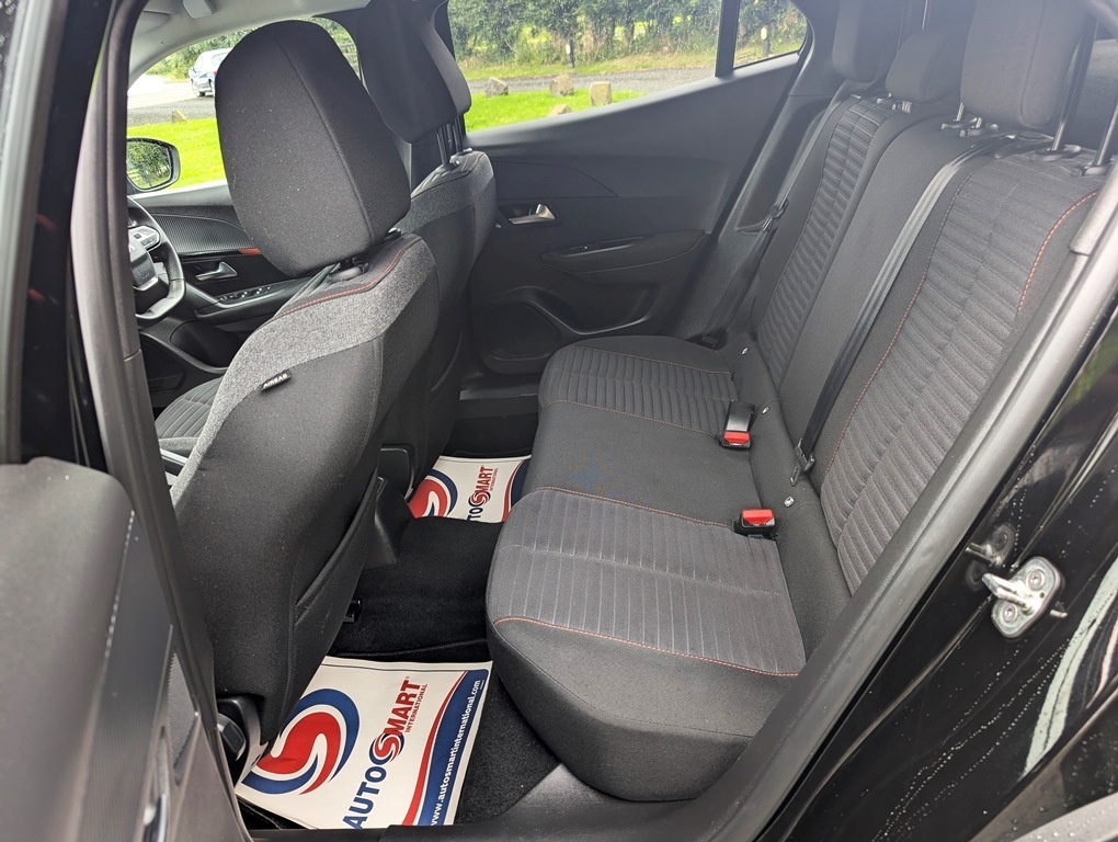 Peugeot 2008 2008 Allure Premium Puretech Ss White #12