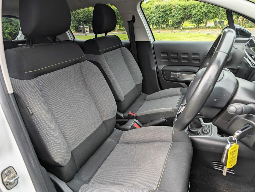 Citroen C3 1.2 83Hp Flair White #3