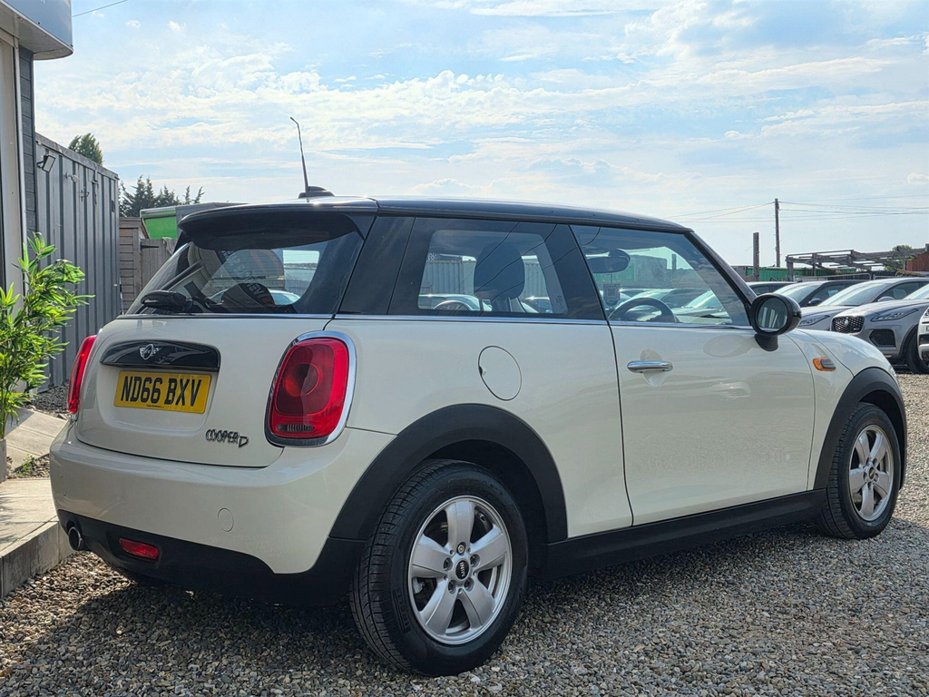 Mini Hatch 1.5 Cooper D Euro 6 Ss #6