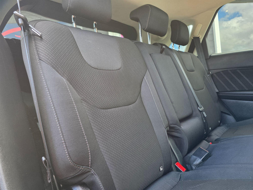 Ford Edge 2.0 Tdci Zetec Suv Awd Euro 6 S White #21