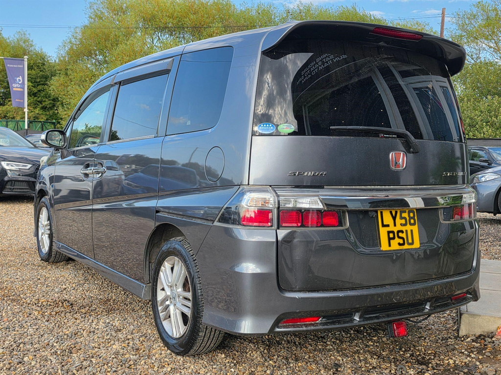 Honda StepWagon Import 5-Door Silver #7