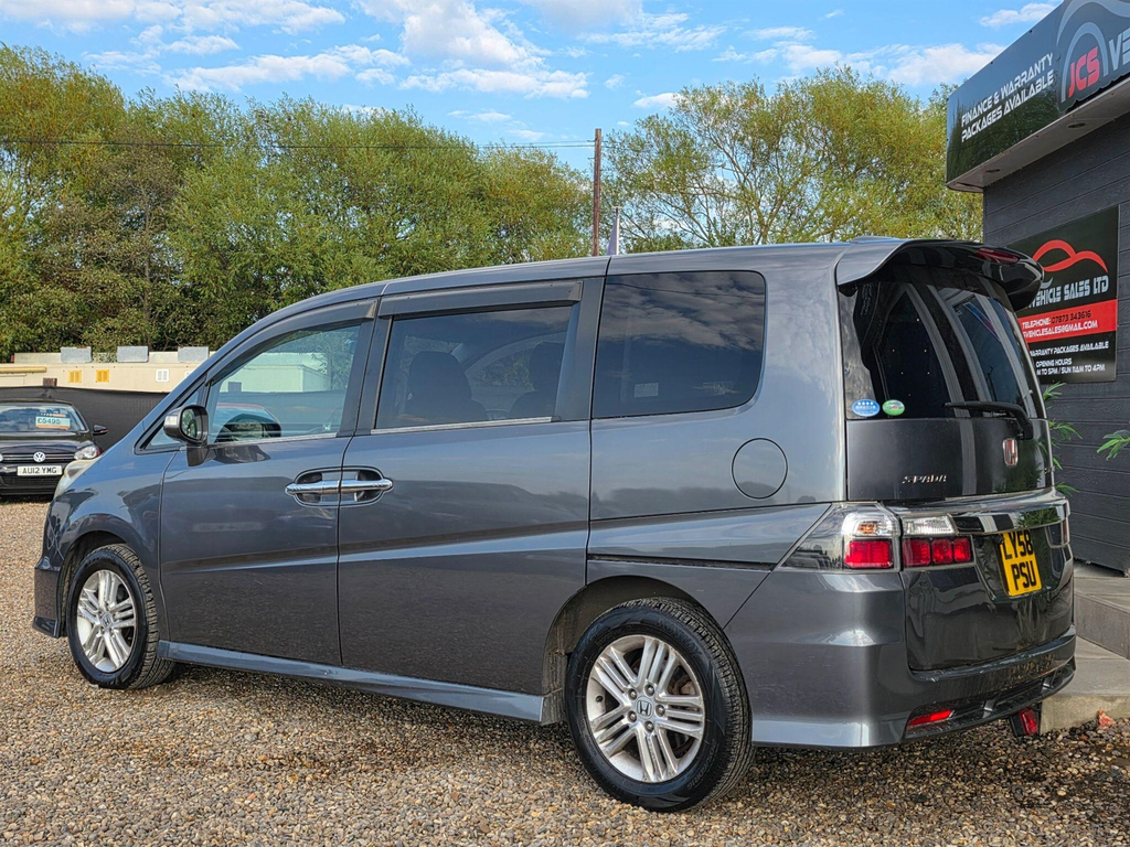 Honda StepWagon Import 5-Door Silver #8