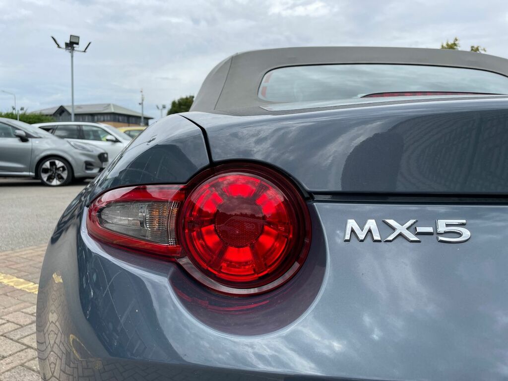 Mazda MX-5 1.5 Skyactiv-g Sport Venture Convertible Petro Blue #31