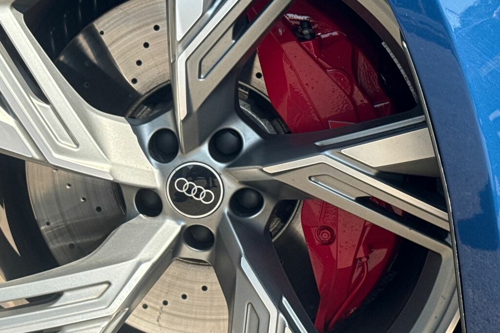 Audi RS6 Avant Rs 6 Tfsi Qtro Perform Carbon Vorsp Tiptronic Black #21
