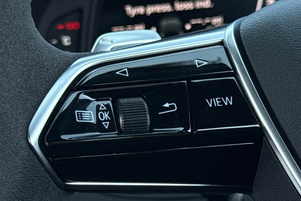 Audi RS6 Avant Rs 6 Tfsi Qtro Perform Carbon Vorsp Tiptronic Black #16