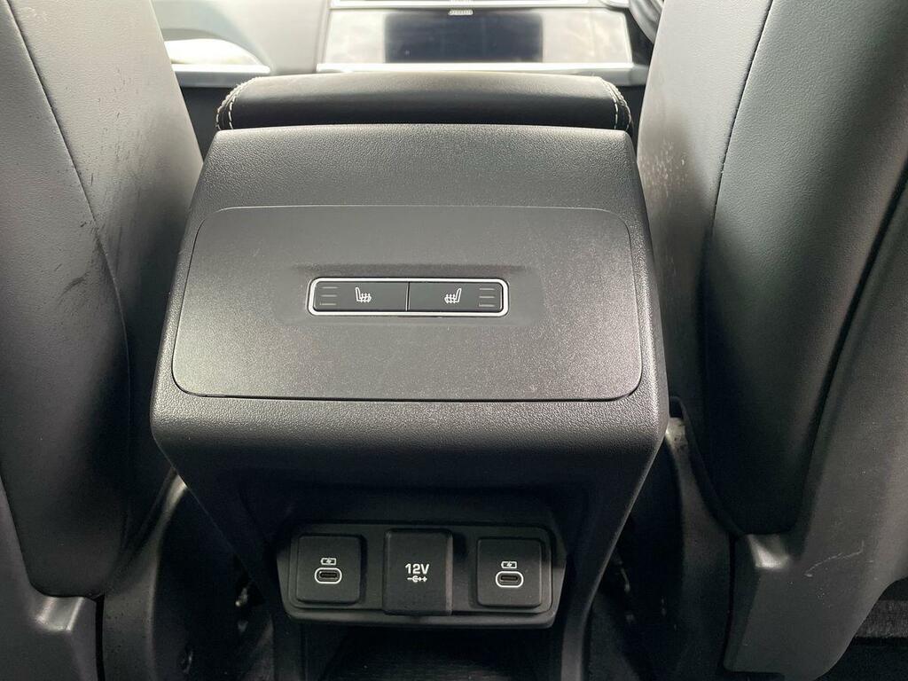 Jaguar I-Pace 294Kw Ev400 Black 90Kwh 11Kw Charger Blue #49