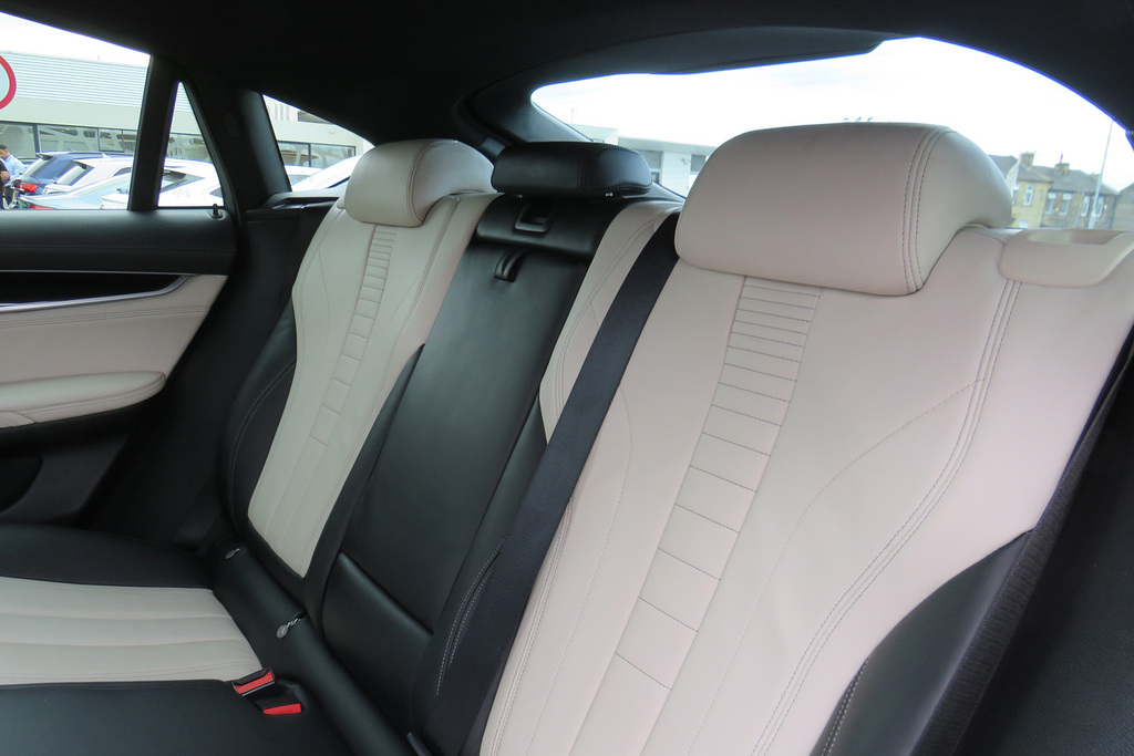 BMW X6 X6 Xdrive 30D M Sport White #15