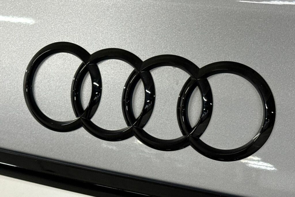 Audi A6 Saloon 50 Tfsi E Quattro Sport S Tronic Black #37