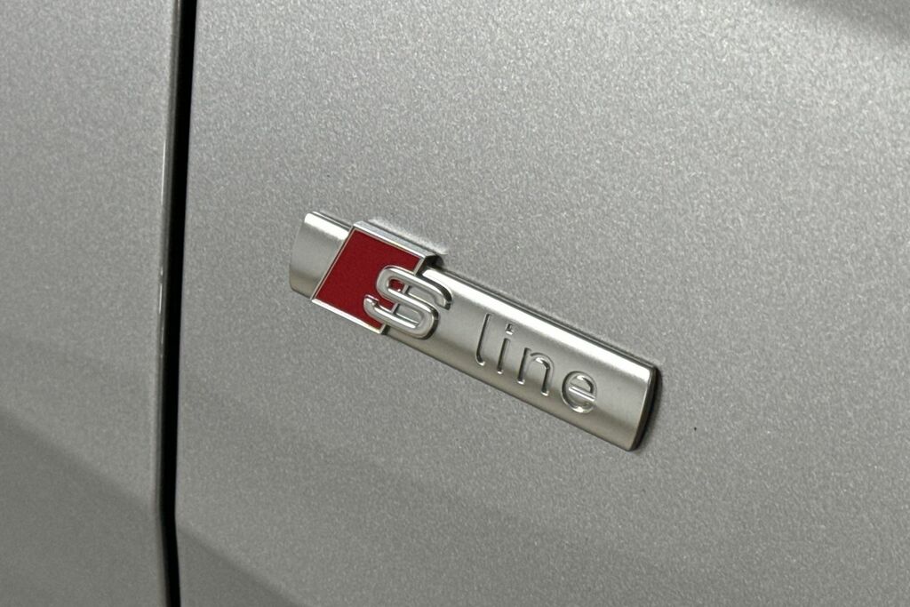 Audi A6 Saloon 50 Tfsi E Quattro Sport S Tronic Black #32