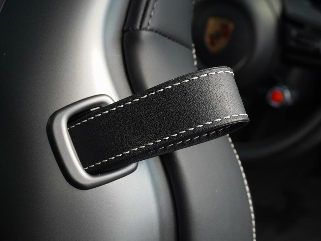 Porsche 911 Gts T-hybrid Pdk 2024 Grey #19