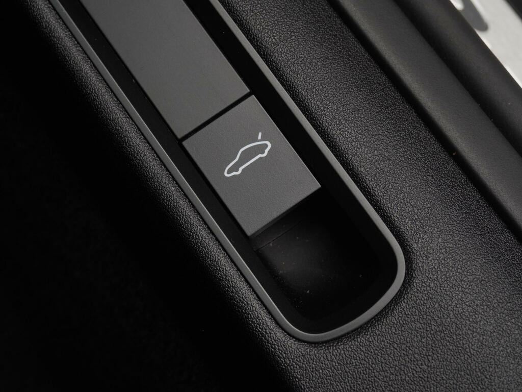 Porsche 911 Gts T-hybrid Pdk 2024 Grey #42