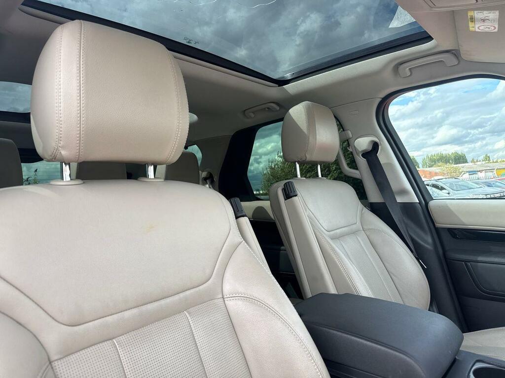 Land Rover Discovery 3.0 Td V6 First Edition Suv 4Wd Eu Silver #42