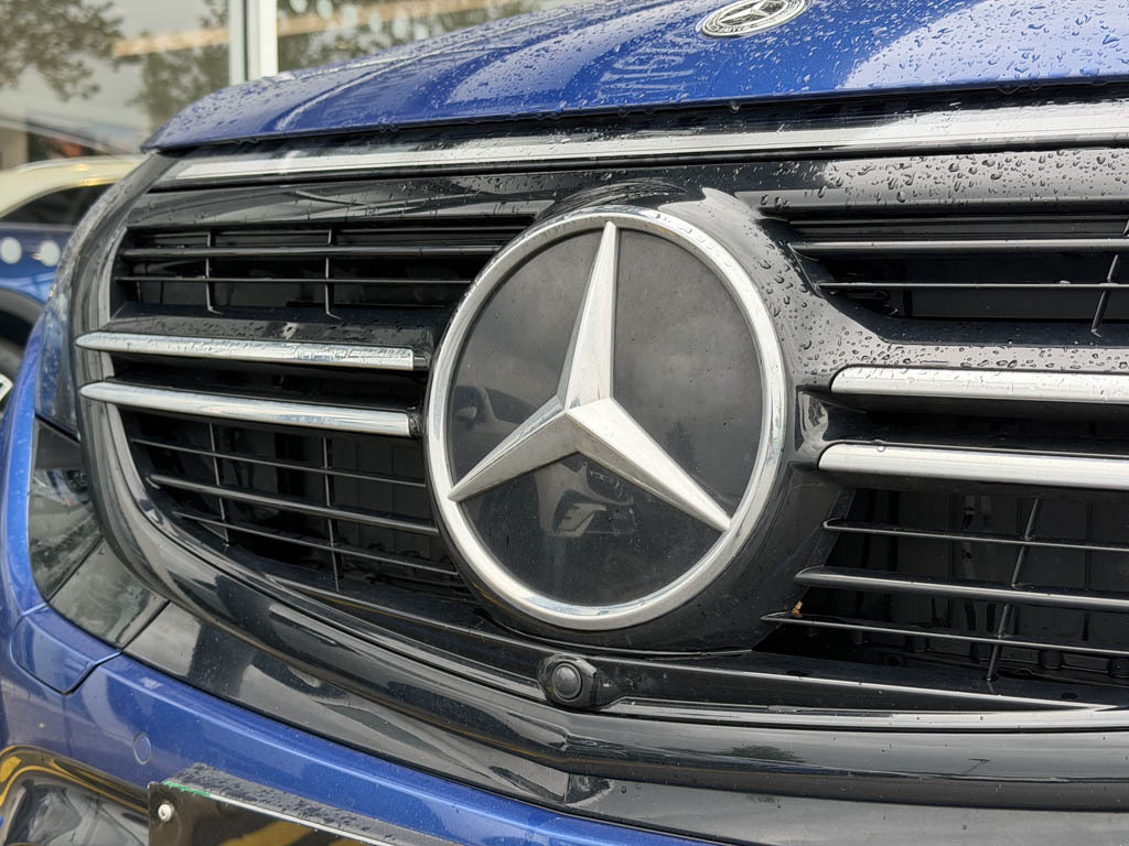 Mercedes-Benz EQC Eqc 400 Amg Line Grey #12