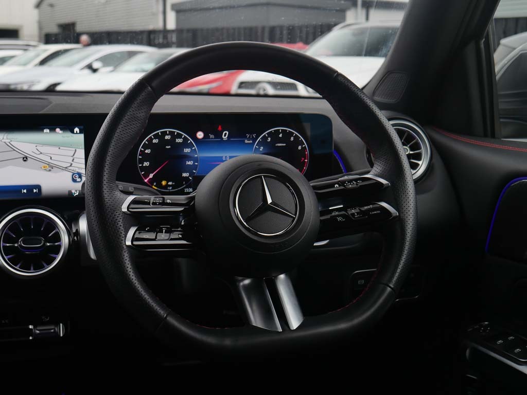 Mercedes-Benz GLB Class Glb 200 Sport Executive 7G-tronic Black #41
