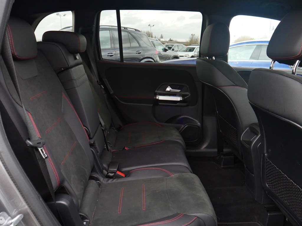 Mercedes-Benz GLB Class Glb 200 Sport Executive 7G-tronic Black #8