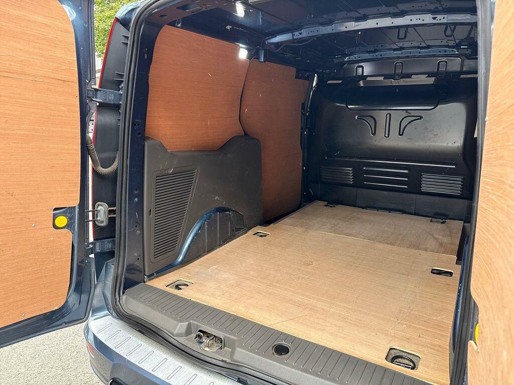 Ford Transit Connect 2.0 280 Limited Pv L1 H1 130 Bhp Swb, Low Roof, White #38