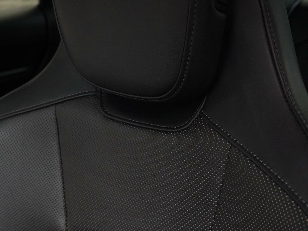 Porsche Taycan 79.2Kwh Saloon Grey #15