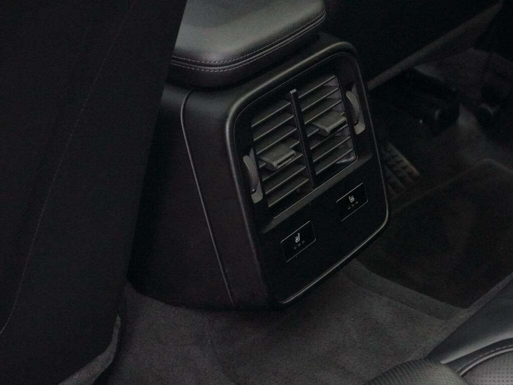 Porsche Taycan 79.2Kwh Saloon Grey #25