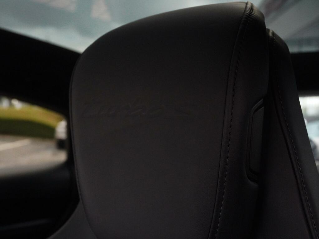 Porsche Taycan 79.2Kwh Saloon Grey #20