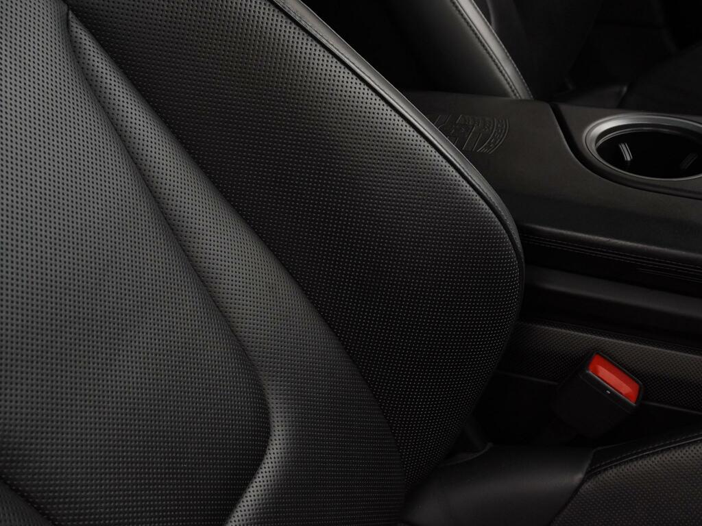 Porsche Taycan 79.2Kwh Saloon Grey #16