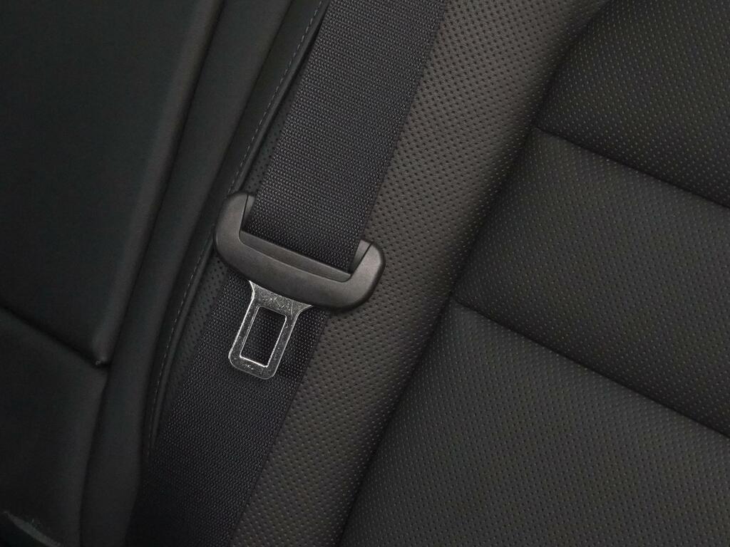 Porsche Taycan 79.2Kwh Saloon Grey #13