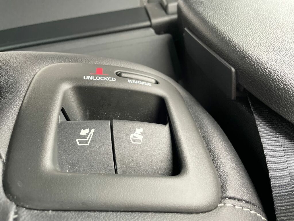 Volvo XC60 Recharge Inscription Expression, T6 Awd Plug-in Hy Black #32