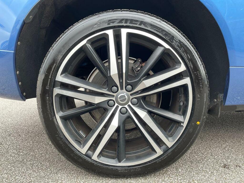 Volvo XC60 Recharge Inscription Expression, T6 Awd Plug-in Hy Black #5