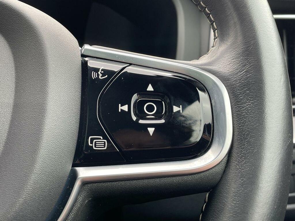 Volvo XC60 Recharge Inscription Expression, T6 Awd Plug-in Hy Black #17