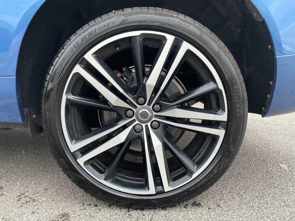 Volvo XC60 Recharge Inscription Expression, T6 Awd Plug-in Hy Black #33