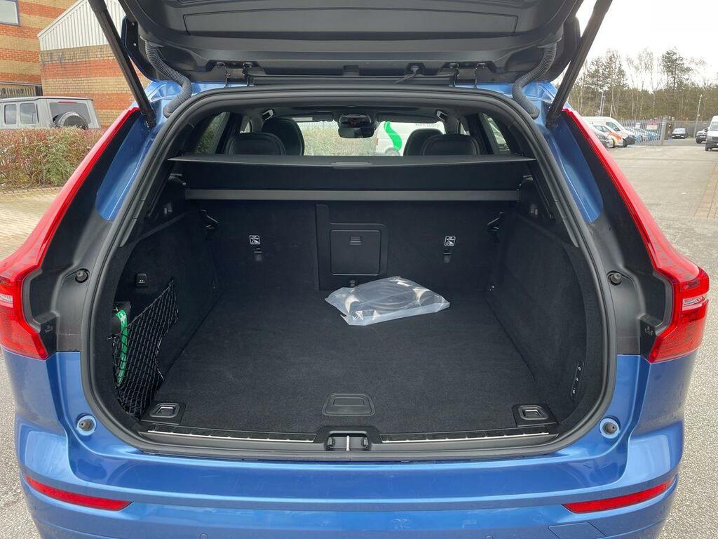 Volvo XC60 Recharge Inscription Expression, T6 Awd Plug-in Hy Black #12