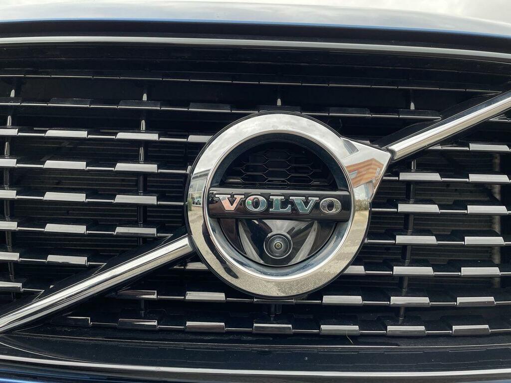 Volvo XC60 Recharge Inscription Expression, T6 Awd Plug-in Hy Black #25