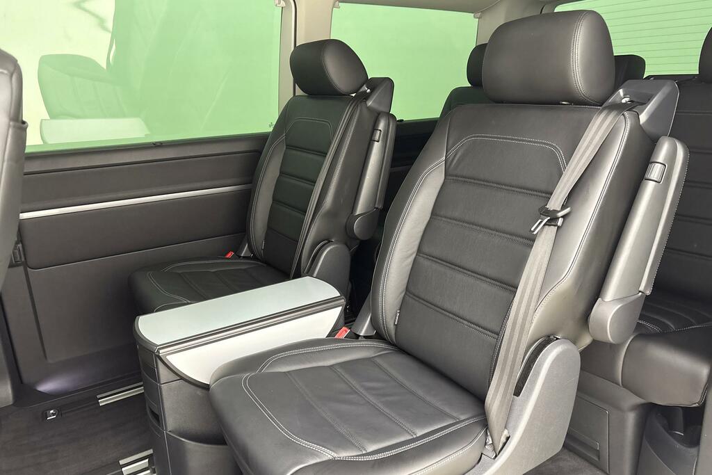 Volkswagen Caravelle Executive Swb 2.0 Tdi 150Ps Dsg 1,968 cc Grey #9