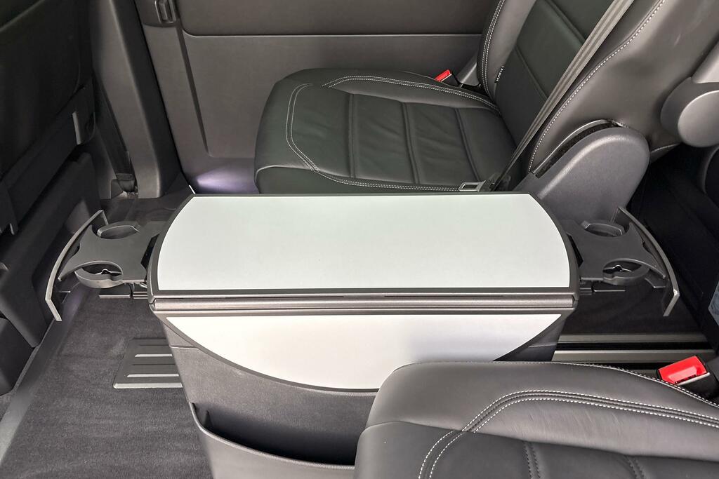 Volkswagen Caravelle Executive Swb 2.0 Tdi 150Ps Dsg 1,968 cc Grey #39