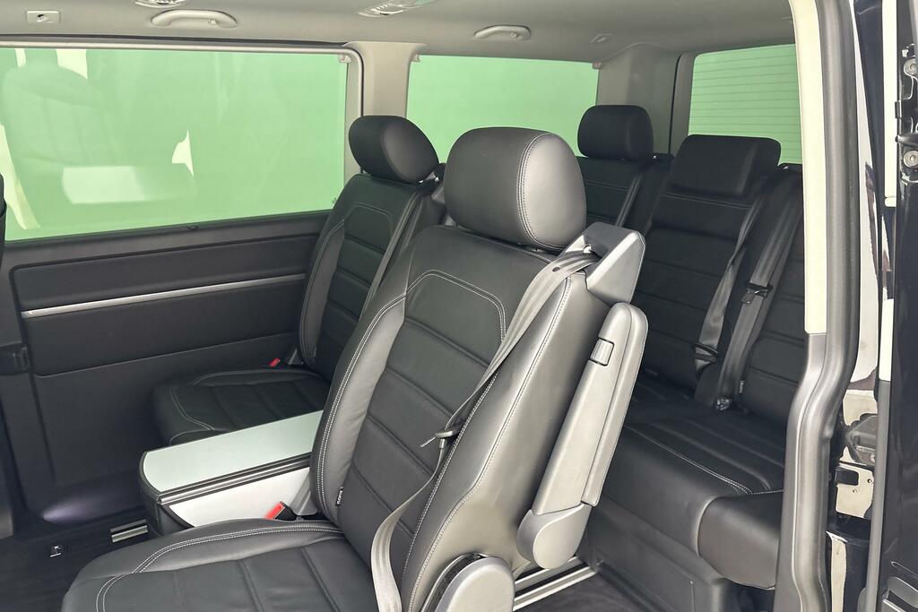 Volkswagen Caravelle Executive Swb 2.0 Tdi 150Ps Dsg 1,968 cc Grey #38