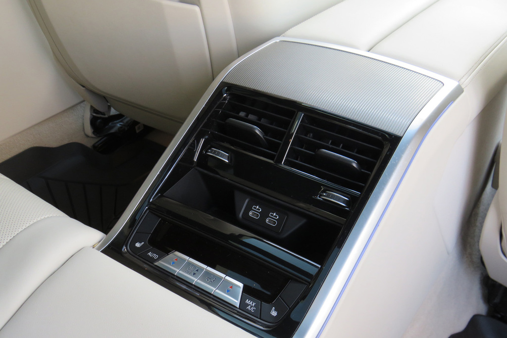 BMW 8 Series 840I 333 Sdrive M Sport Blue #37