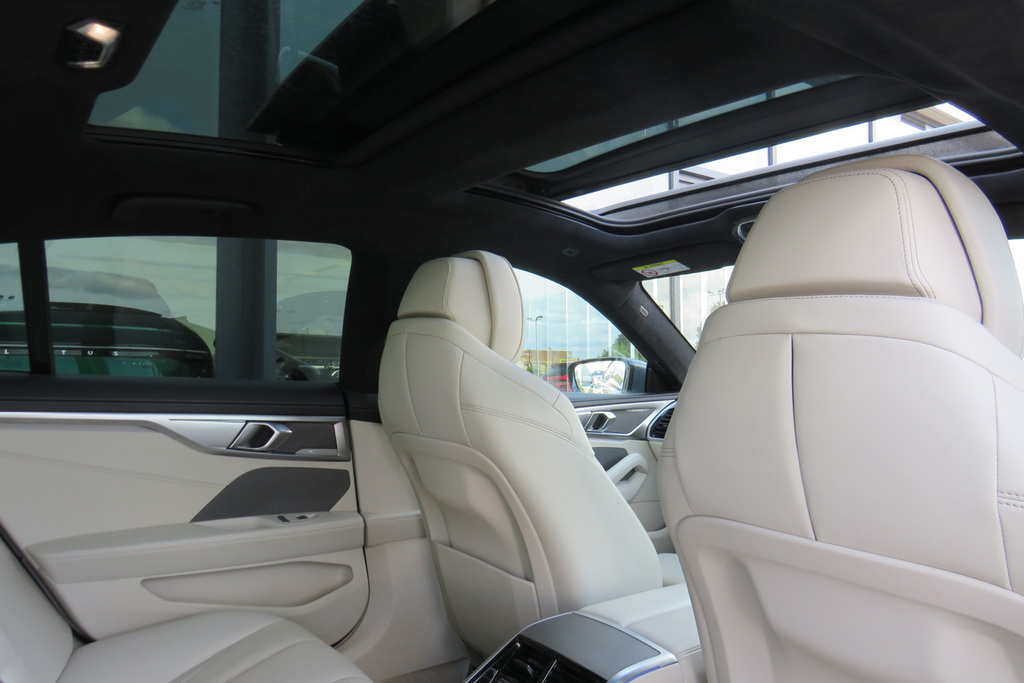 BMW 8 Series 840I 333 Sdrive M Sport Blue #35