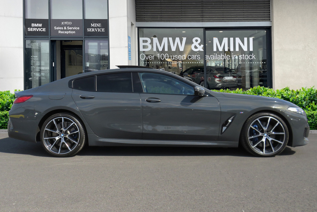 BMW 8 Series 840I 333 Sdrive M Sport Blue #3