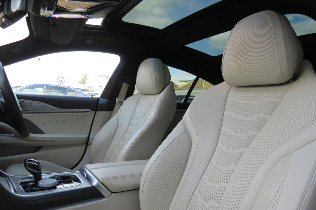 BMW 8 Series 840I 333 Sdrive M Sport Blue #43