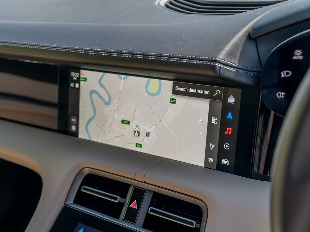 Porsche Taycan 520Kw Turbo 105Kwh Black #16