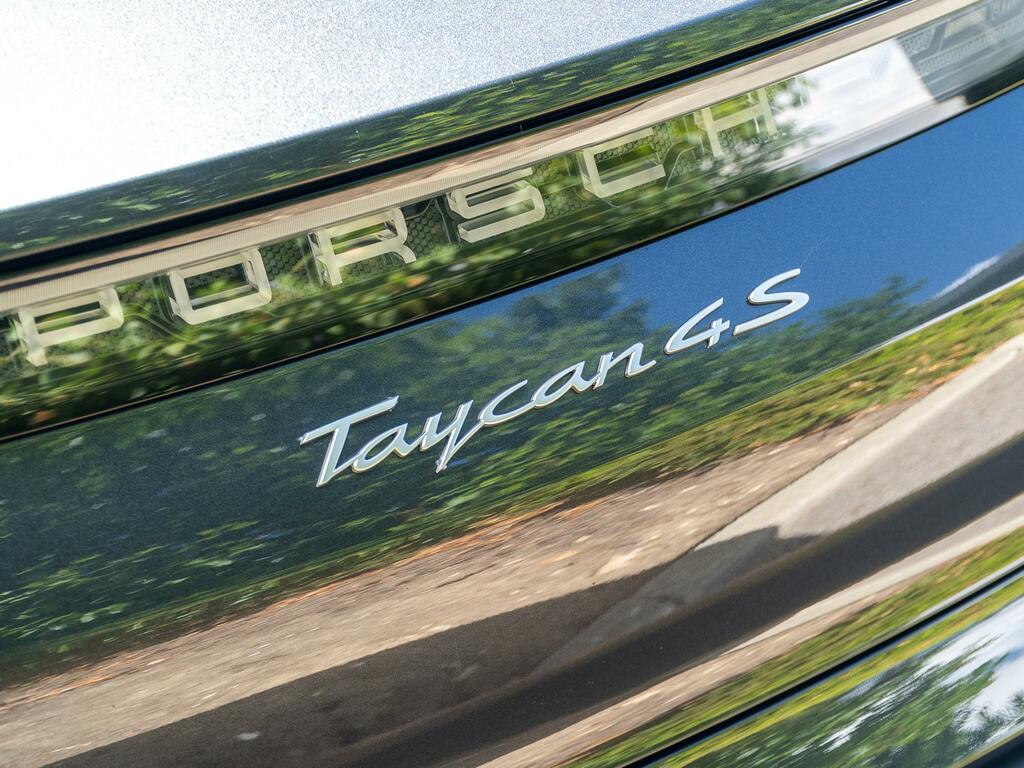Porsche Taycan 520Kw Turbo 105Kwh Black #31