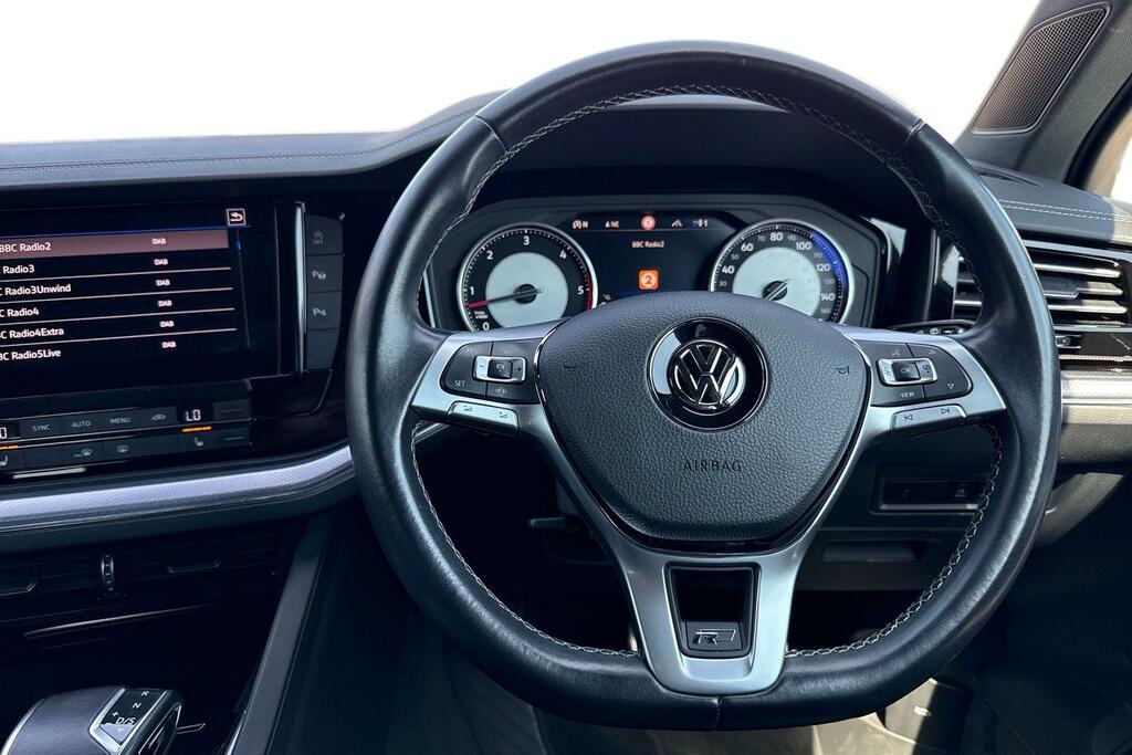 Volkswagen Touareg 3.0 V6 R-line Tech Tdi 282 Bhp Black #11