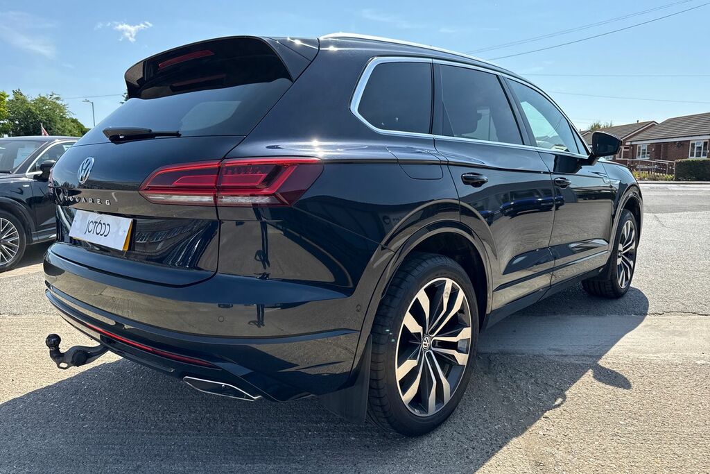 Volkswagen Touareg 3.0 V6 R-line Tech Tdi 282 Bhp Black #30