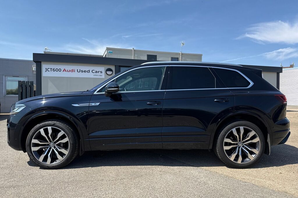Volkswagen Touareg 3.0 V6 R-line Tech Tdi 282 Bhp Black #27