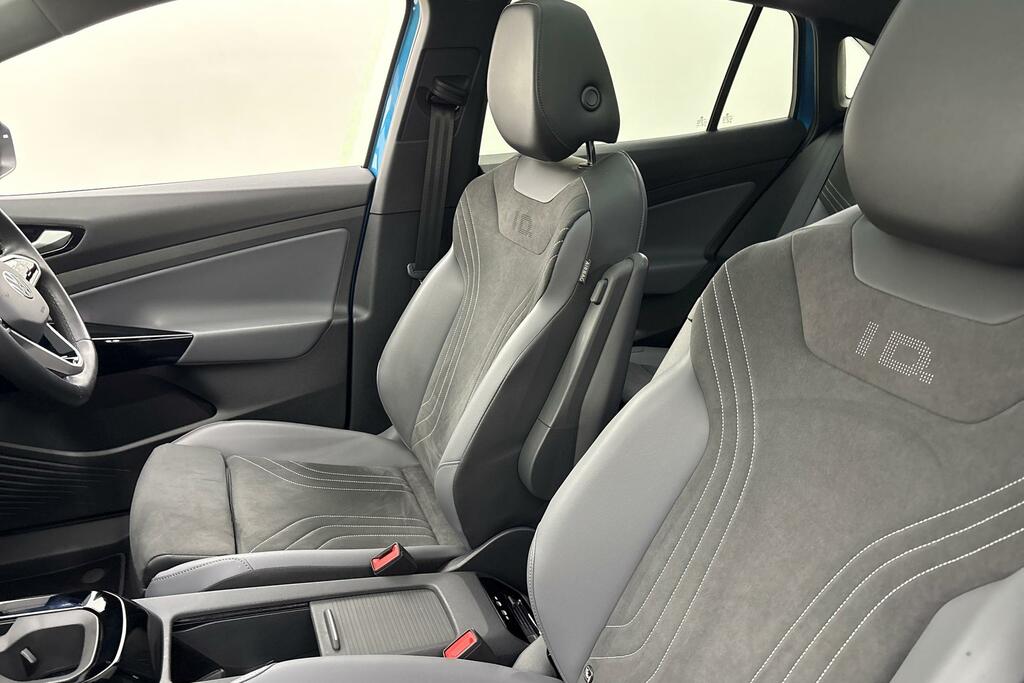 Volkswagen ID.5 220Kw 4Motion Gtx Style 77Kwh 299 Ps Grey #31