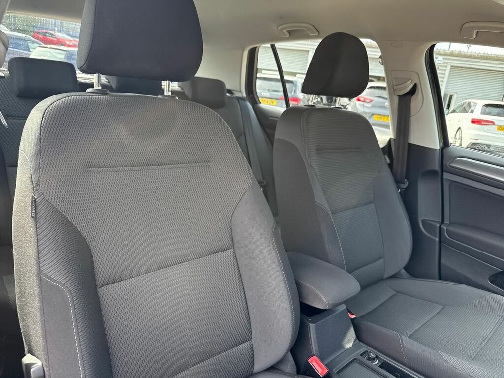 Volkswagen Golf Volkswagen Golf Gt 1.5 Tsi Evo 130Ps 6-Speed Manua White #26