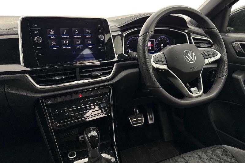 Volkswagen T-Roc Match 1.5 Tsi 150Ps 6-Speed Black #1