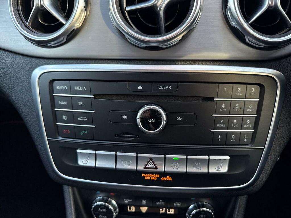 Mercedes-Benz GLA Class 1.6 Gla180 Urban Edition Suv 7G-dct Eur Black #30