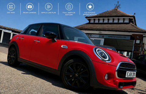 Mini Hatch 2.0 Cooper S Red